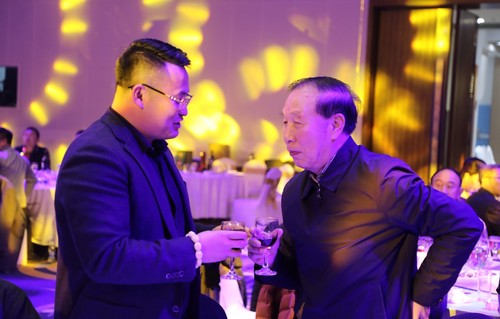 乾港集團(tuán) 乾港集團(tuán)